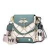 Bolsa de Fabricante Bolsa de Ombro Feminina 2025 Nova Moda Primavera e Verão Estampa Pequena Linha Bordada Bolsa para Celular Grande Capacidade Peça Única Envio Direto