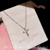 Colar Cruz de Diamante Completo para Mulheres 2026 Novo Estilo de Alta Qualidade Super Brilhante Corrente para Clavícula Temperamento Luxo Leve Nicho Acessórios de Colares