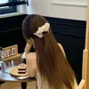 Pinza Banana de Organza con Lunares Plisada, Estilo Elegante y Femenino, Pinza Vertical Antideslizante para la Parte Trasera de la Cabeza, Accesorio para el Cabello