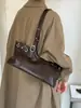 Bolso de hombro para mujer de mediana edad, modelo nuevo 2026, de gran capacidad, moderno, bandolera, bolso casual para mujer