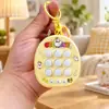 Mini Llavero de Batalla Puzzle Tres en Raya Consola de Juegos Electrónica para Aliviar el Estrés Juguete para Padres e Hijos Colgante Pequeño Interactivo para Parejas