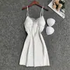 Camisón Sexy de Encaje Puro Deseo, Estilo Corto, Ceñido a la Cintura, que se Adapta a las Caderas, Ropa de Casa y Pijama Nueva para Mujeres Europeas y Americanas