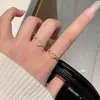 Anillo de corazón de doble capa con diseño único para mujer, modelo nuevo con circonita microincrustada, anillo abierto, lujo ligero, moderno, versátil para el uso diario