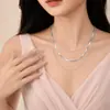 Collar de cadena de hueso de serpiente plana apilada de tres capas, collar de textura de nicho en capas para pareja, novias