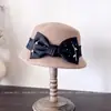 Cadena de Pedrería Lazo Elegante Sombrero Cubo de Moda para Mujer Invierno Lana Australiana Elegante Sombrero de Pescador Sombrero de Fieltro Retro Moderno