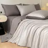 2026 Novo Conjunto de Quatro Peças de Seda Gelada Fresca para o Verão Lençol de Cama Individual/Casal e Fronha Conjunto de Três Peças Roupa de Cama de Alta Qualidade