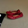 Primer encuentro temporada brillo suave zapatos rojos pequeños retro francés Mary Janes punta redonda corte bajo suela plana bailarinas mujer
