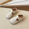 Zapatos de Cuero para Niñas 2026 Primavera Nuevos Zapatos de Princesa para Niños Nuevos Suela Suave Zapatos Individuales Retro para Bebé Estilo Británico Zapatos Pequeños de Cuero