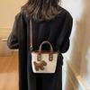 Bolsos de moda para mujer 2025, nuevo bolso bandolera, bolso de cubo, diseño de nicho, alta gama, estilo extranjero, versátil, bolso de hombro.