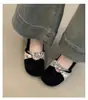 Zapatos casuales nuevos de gamuza para primavera, con suela gruesa, tipo gorro, con interior para aumentar la altura, versátiles zapatos Mary Jane para mujer 2025