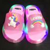 Moda de Celebridades de Internet Zapatillas Luminosas para Niños Zapatos de Cristal de Fresa Luces Brillantes Sandalias Brillantes para Niñas