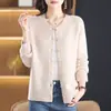 Nova Coleção Primavera/Outono/Inverno 2026: Suéteres estilosos de gola redonda, tops de tricô, cardigãs e casacos para mulheres