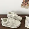 Tênis Leves e Espessos da Moda, Versáteis, para Mulheres 2025 Novo Primavera Aumentadores de Altura Casuais de Malha Estilo Dad Shoes