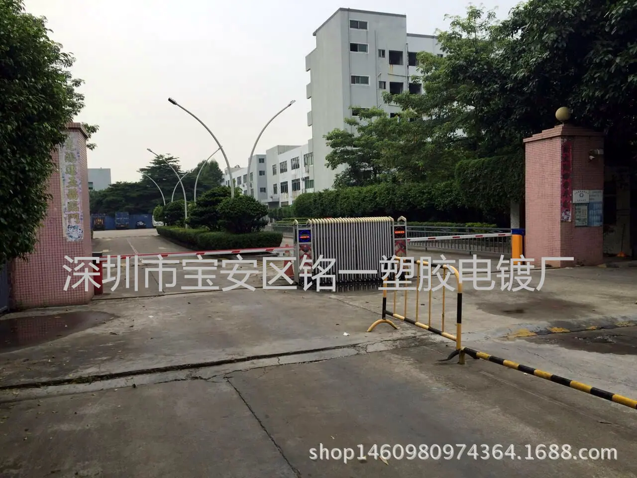 工厂大门2