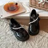 Zapatos de Princesa para Niña Estilo Nuevo Primavera/Otoño 2026 Zapatos Pequeños de Cuero de Moda con Perlas Suela Suave Mary Janes Zapatos Únicos de Rendimiento Modernos