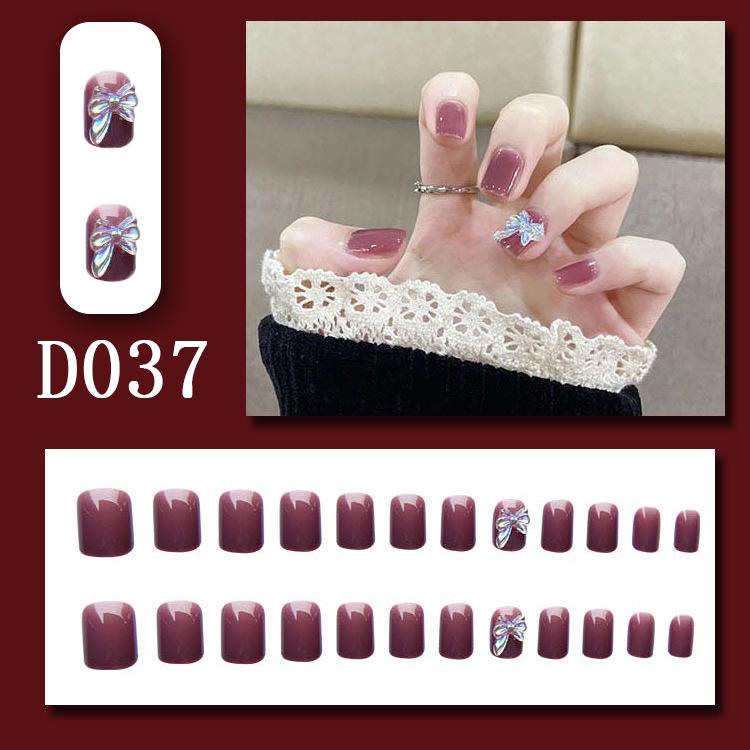 D037