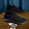 Sapatos masculinos de tamanho grande, calçados casuais esportivos de primavera, calçados de malha para casais, meias femininas, sapatos preguiçosos