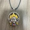 Collar de madre estilo Xizang para hombre Seiko juego literario estilo étnico retro Ruyi patrón de llama dorada Colgante Buda Madre Verde