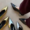 Zapatos de Piel de Oveja de Tacón Medio Boca Baja para Mujer Zapatos de Mujer Primavera Nuevos Completamente de Cuero Punta Fina Tacón Delgado Dorado Plateado Zapatos de Boca Baja