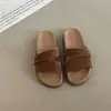 Sandálias Birkenstock retrô de tira única feminina para verão ao ar livre 2026 novas chinelos casuais de sola grossa chinelos de praia versáteis antiderrapantes