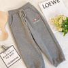 Pantalones casuales de primavera y otoño para niños, recién llegados, pantalones antimosquitos para niños, pantalones holgados, pantalones deportivos estampados, elegantes y modernos.
