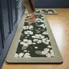 Los tapetes para piso de cocina estilo americano son absorbentes de agua, absorbentes de aceite, antideslizantes, fáciles de mantener, resistentes a las manchas, versátiles y se pueden personalizar.