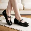 Mocasines negros de punta redonda, estilo francés, inspiración retro, con una sola tira, suela plana, de cuero suave, cómodos - un zapato de mujer simple y versátil para el uso diario