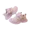 Zapatillas modernas y versátiles para niños, nuevo estilo primavera 2026, zapatillas casuales de suela blanda con moño de moda para niñas