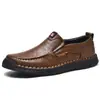 Zapatos casuales de cuero transfronterizos cuero suave suela suave mediana edad y ancianos transfronterizos talla grande zapatos de cuero hombres costuras hechas a mano slip-on zapatos de papá