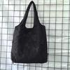 Bolsa de lona bordada, bolsa de compras de malla, bolso de mano de foto callejera de clase de viaje para estudiantes de literatura y arte de verano, una generación de cabello