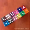 Dados acrílicos de color caramelo de 14 mm, suministro directo de fábrica, juguete creativo, personalizables, protección estándar de protección ambiental