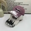 Design de Primavera e Verão Bordado com Letras Padrão de Água Boné de Baseball para Homens e Mulheres, Proteção Solar, Nicho, Personalizado, Fashion