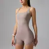 Mono de yoga sin costuras transfronterizo con hermosas tiras en la espalda, copas en el pecho, alta elasticidad, conjunto sexy de shorts y falda, ropa para yoga, fitness y deportes