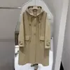 Abrigo de Lana con Capucha Doble Cara para Mujer Largo Nuevo Estilo Coreano Otoño e Invierno 2025 Abrigo Pequeño de Lana Gorro de Punto