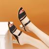 Sandalias de verano 2022 estilo coreano nuevo para mujer, tacón grueso, punta abierta, tacón medio, sandalias de tacón grueso de dos vías, zapatos para mujer