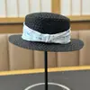 Sombrero de Paja Plano Retro Estilo Francés para Vacaciones en la Costa para Mujeres, Sombrero de Playa, Sombrero de Verano de Ala Plana, Protección Solar, Hace que la Cara Parezca Más Pequeña