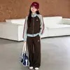 Conjunto de ropa deportiva de otoño para niñas 2026 nuevo estilo, atuendo de otoño súper lindo para niños, sudadera de moda para niñas, ropa de moda para niños mayores
