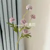 Flor artificial margarita flor falsa flor de seda decoración de boda fila de flores guía de camino pared de fondo escenario de boda
