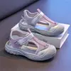 Sandalias para Niñas 2025 Verano Nuevos Zapatos Ligeros para Niños Mayores con Cierre de Velcro, Zapatos Deportivos Cerrados Antideslizantes para Niños