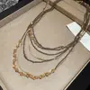 Collar Multicapa de Perlas de Cristal Estilo Nuevo Europeo y Americano, Cadena para Clavícula Versátil de Moda Dulce y Fresca, Cadena para Suéter de Nicho de Lujo Ligero para Mujer