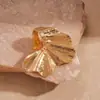 Anel Plissado Exagerado com Textura Metálica em Forma de Flor com Artesanato Pesado Transfronteiriço, Joia de Nicho Minimalista Única e de Alta Qualidade