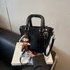 Bolsas Pequenas Populares Deste Ano para Mulheres 2025 Nova Moda Simples Literária Uma Alça Transversal Bolsa Carteiro Texturizada Bolsa Saco
