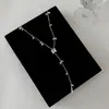 Collar sencillo y elegante con colgante de gota de agua y borla de perlas para mujer, lujo ligero con un toque de alta gama, cadena para la clavícula, joyería de estilo nicho para vacaciones