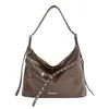 Bolso tote de cuero encerado retro de moda con tachuelas para mujer, nuevo modelo 2026, estilo casual, gran capacidad, adecuado para ir al trabajo, bolso de hombro y cruzado