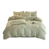 Juego de ropa de cama de cuatro piezas de terciopelo de leche tallado, edredón y juego de sábanas de forro polar coral engrosado y cálido para invierno