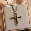 Colgante Cruzado de Piedra Shoushan Ojo de Tigre Europeo y Americano Cadena Cuadrada de Acero Inoxidable Collar Joyería para Hombres y Mujeres Venta al por Mayor