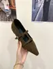 Sapatos Mary Jane Chuyuji retrô francês com estampa de leopardo e bico fino para mulheres, novo estilo com tira de fivela única, sapatos de salto único elegantes e que aumentam a altura