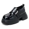 Zapatos de cuero de suela gruesa ultraligeros para mujer, novedad primavera 2024, con altura oculta, estilo británico, mocasines, zapatos populares de una sola capa en línea