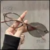 Gafas de nerd para miopía ultraligeras marco negro pequeño grueso miopía femenina pueden combinar el grado de cara pequeña marco de moda de alta gama