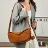 Nuevo Estilo Otoño e Invierno 2026 Retro Maillard Bolso Hobo de Gamuza para Hombro para Mujer Gran Capacidad Bolso Cruzado tipo Dumpling para Viajes